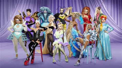 looted pinay.|RuPaul's Drag Race season 4 .